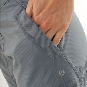 LuluLemon Studio Crops